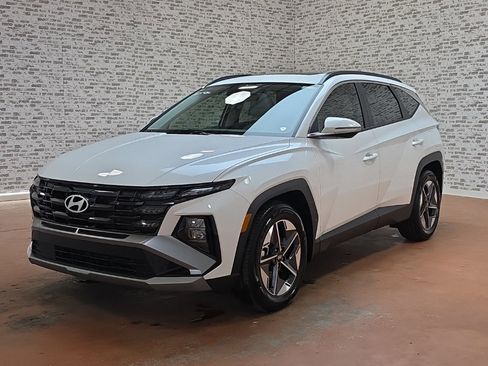 Used 2025 Hyundai Tucson SEL image 3
