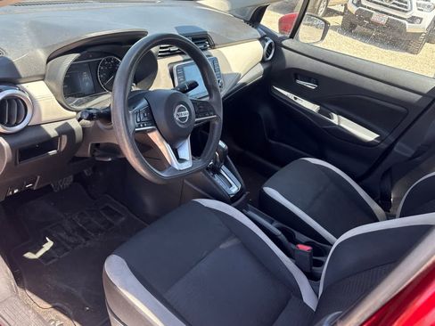 Used 2020 Nissan Versa SV FWD image 14