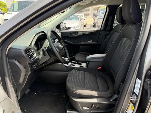 Used 2024 Ford Escape Active w/ Tech Pack #1 FWD image 9