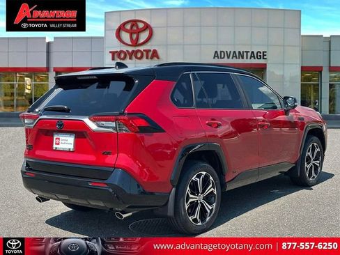 Used 2023 Toyota RAV4 XSE w/ Weather Package AWD/4WD image 7