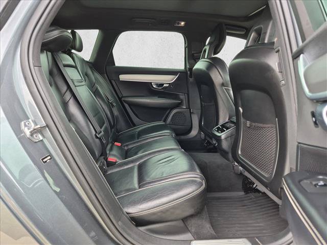 Used 2018 Volvo V90 T5 R-Design FWD image 18