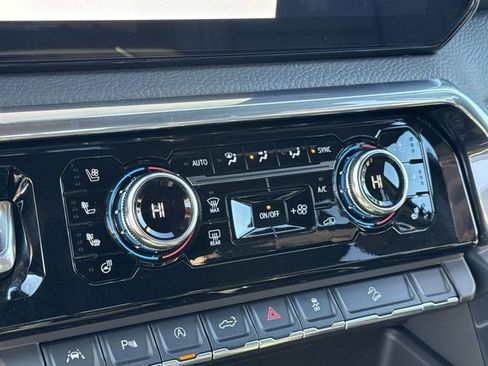 New 2026 GMC Sierra 1500 Denali w/ Technology Package AWD/4WD image 20
