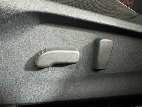 Used 2022 Subaru Impreza 2.0i Sport image 35