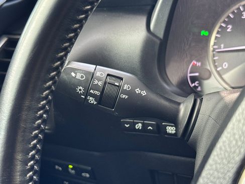 Used 2016 Lexus NX 200t AWD w/ Premium Package image 33