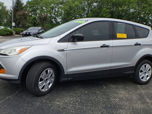 Used 2016 Ford Escape S FWD image 4