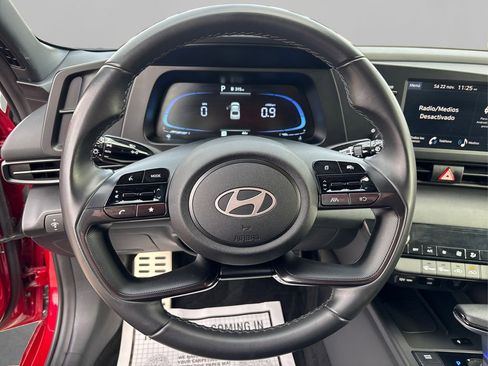 Certified 2025 Hyundai Elantra Sport image 24