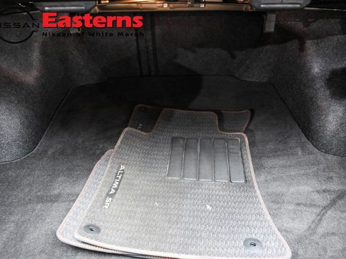 Used 2023 Nissan Altima 2.5 SR w/ SR Premium Package image 12