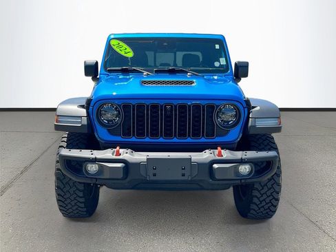 Certified 2024 Jeep Gladiator Mojave w/ Technology Group AWD/4WD image 2