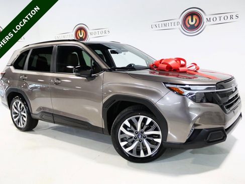 Used 2025 Subaru Forester Touring image 1