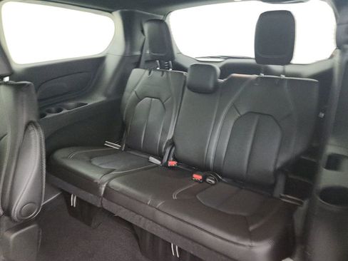 New 2026 Chrysler Voyager LX image 31