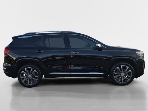 Used 2020 GMC Terrain Denali w/ Denali Premium Package image 7
