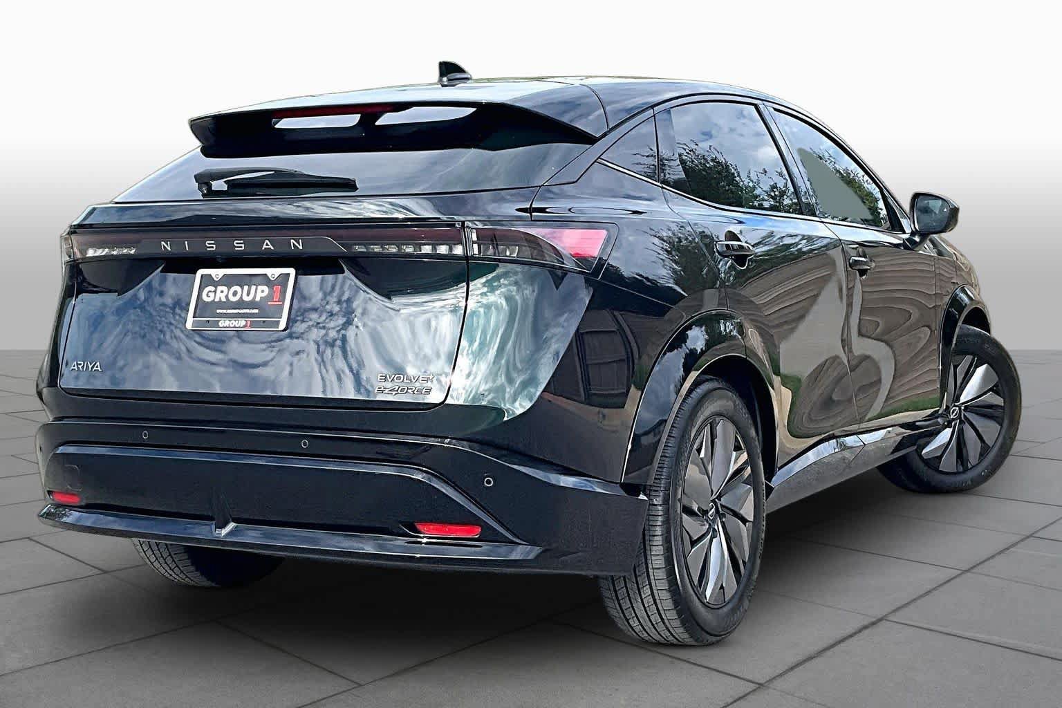 Certified 2023 Nissan Ariya AWD image 12
