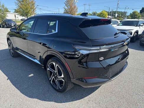 New 2025 Chevrolet Equinox EV LT w/ Convenience Package II image 4