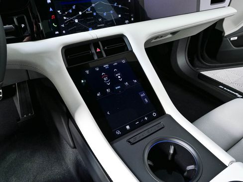New 2026 Porsche Taycan AWD/4WD image 18