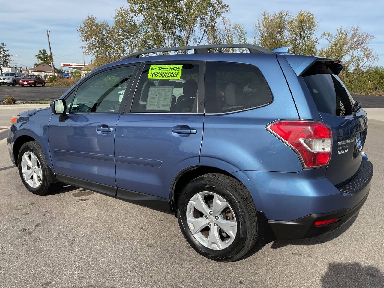 Used 2016 Subaru Forester 2.5i Limited AWD/4WD image 4