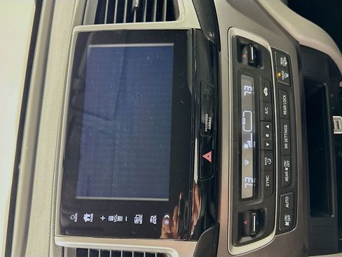 Used 2017 Honda Pilot EX image 17