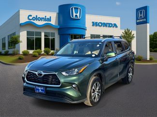 Used 2023 Toyota Highlander XLE video 1