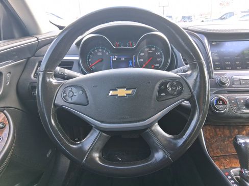 Used 2014 Chevrolet Impala LT FWD image 14