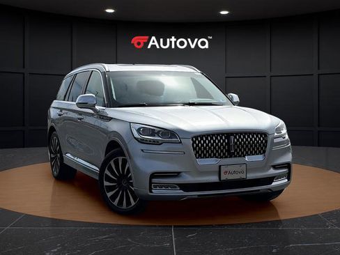 Used 2020 Lincoln Aviator Black Label Grand Touring w/ Class IV Trailer Tow Package image 7