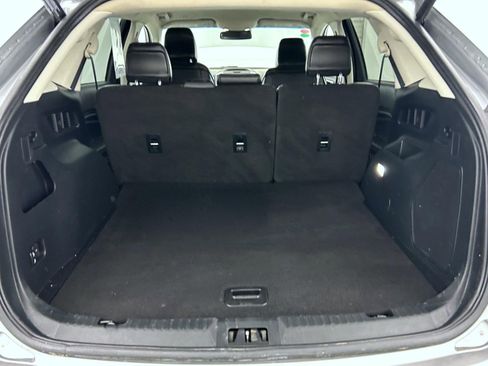 Used 2020 Ford Edge Titanium image 21