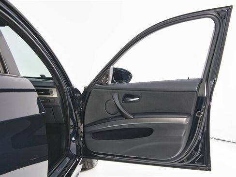 Used 2009 BMW M3 Sedan RWD image 26