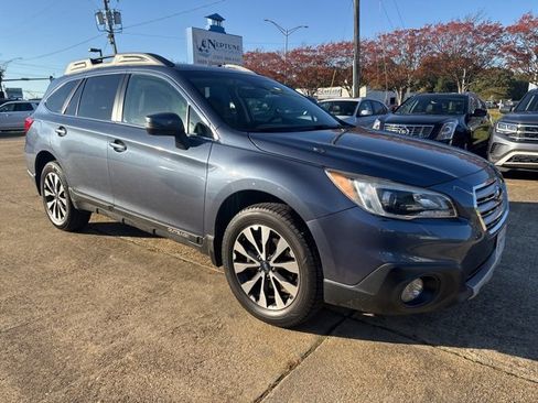 Used 2017 Subaru Outback 3.6R Limited image 3