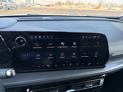 New 2026 Chevrolet Traverse LT image 16