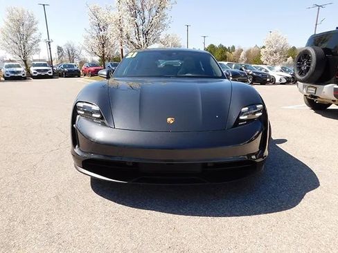 Used 2021 Porsche Taycan RWD image 3