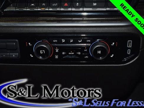 Used 2025 Chevrolet Silverado 1500 LT image 18