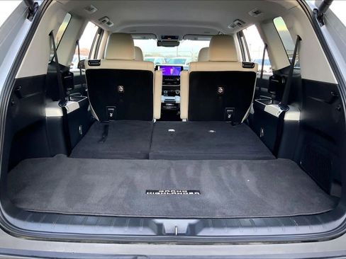 Certified 2024 Toyota Grand Highlander XLE image 34