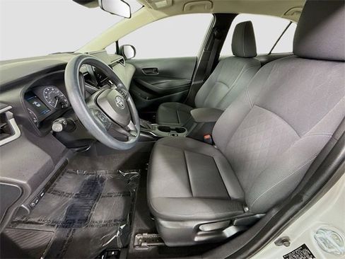 Certified 2024 Toyota Corolla LE image 19
