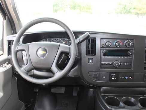 Used 2025 Chevrolet Express 3500 LS RWD image 14