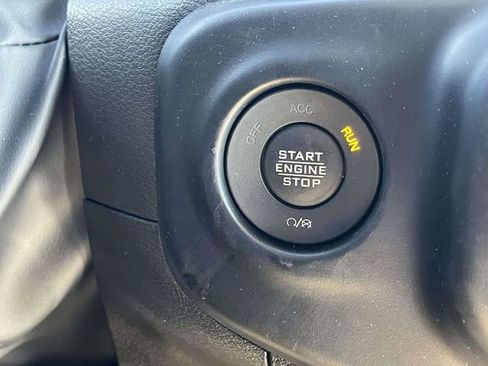 Used 2022 Jeep Wrangler Unlimited Sahara w/ LED Lighting Group image 32