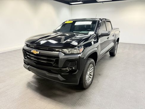 Used 2023 Chevrolet Colorado LT w/ LT Convenience Package image 1