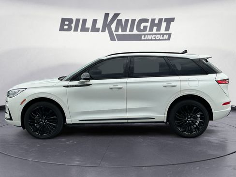 Used 2024 Lincoln Corsair Reserve w/ Equipment Group 201A AWD/4WD image 2