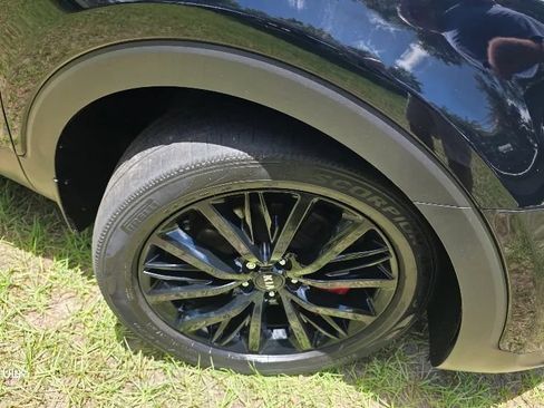 Used 2020 Kia Telluride SX w/ Towing Package FWD image 10