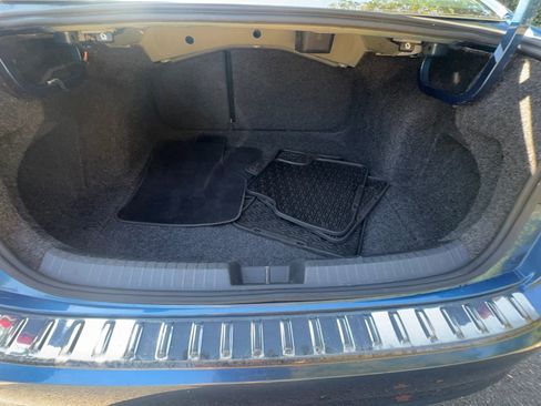 Used 2019 Volkswagen Jetta SEL Premium image 16