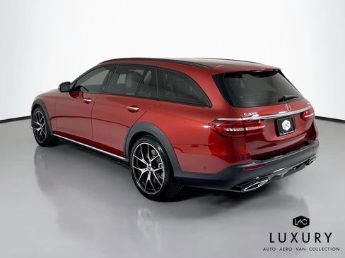Used 2021 Mercedes-Benz E 450 4MATIC All-Terrain Wagon image 8