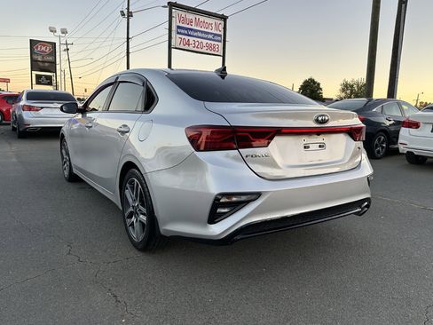 Used 2019 Kia Forte S w/ S Premium Package image 4
