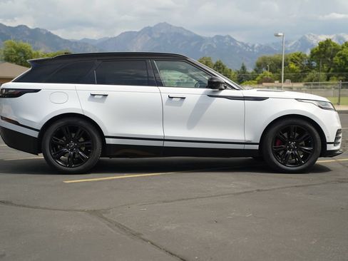 Used 2021 Land Rover Range Rover Velar R-Dynamic S AWD/4WD image 6