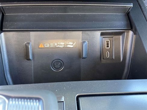 New 2026 GMC Hummer EV SUV image 22