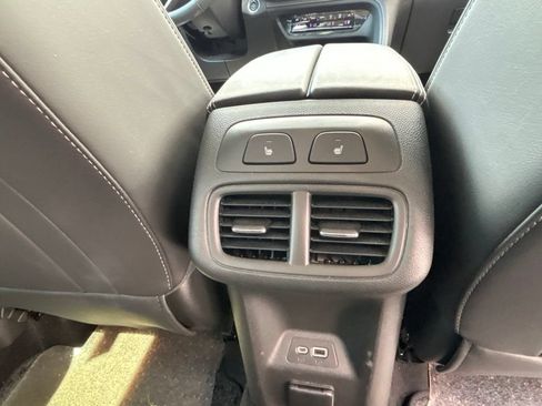 Used 2023 Buick Envision Avenir FWD image 31