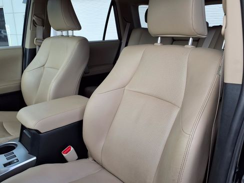 Used 2022 Toyota 4Runner Limited RWD image 15