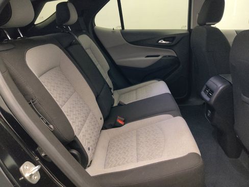 Used 2022 Chevrolet Equinox LS AWD/4WD image 19