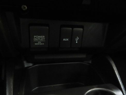 Used 2016 Honda Fit LX image 40