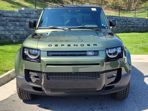 New 2026 Land Rover Defender 110 S AWD/4WD image 8