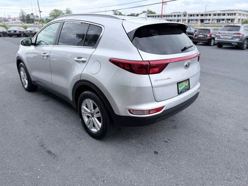 Used 2019 Kia Sportage LX w/ LX Popular Package AWD/4WD image 4