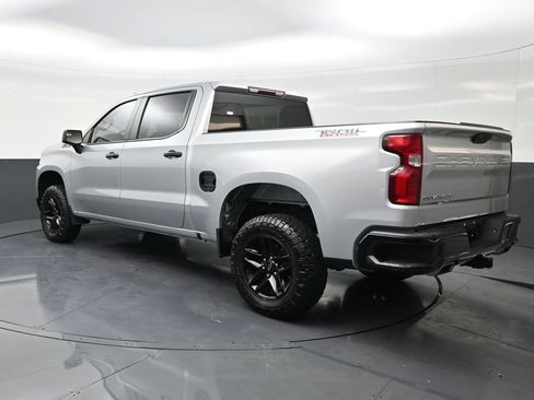 Used 2021 Chevrolet Silverado 1500 LT Trail Boss image 3