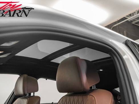 Used 2022 BMW X6 xDrive40i w/ Executive Package image 25