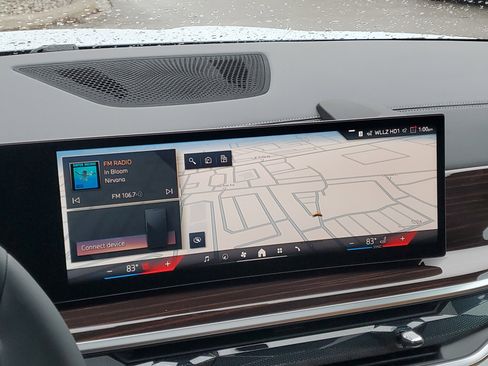 New 2026 BMW X5 xDrive40i w/ M Sport Package AWD/4WD image 17